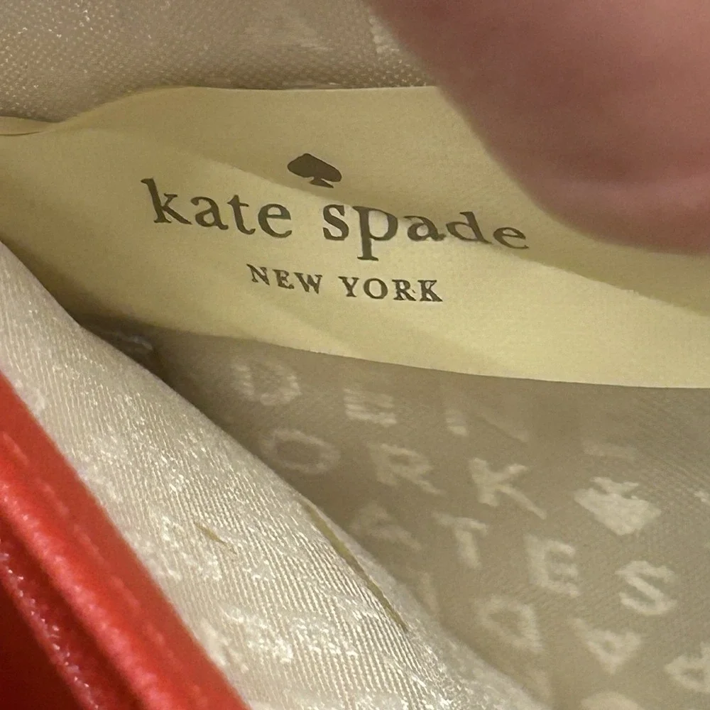 Kate Spade NY Laurel Way Darci Zip Around Wallet Cherry Red‎ Coin Case Saffiano